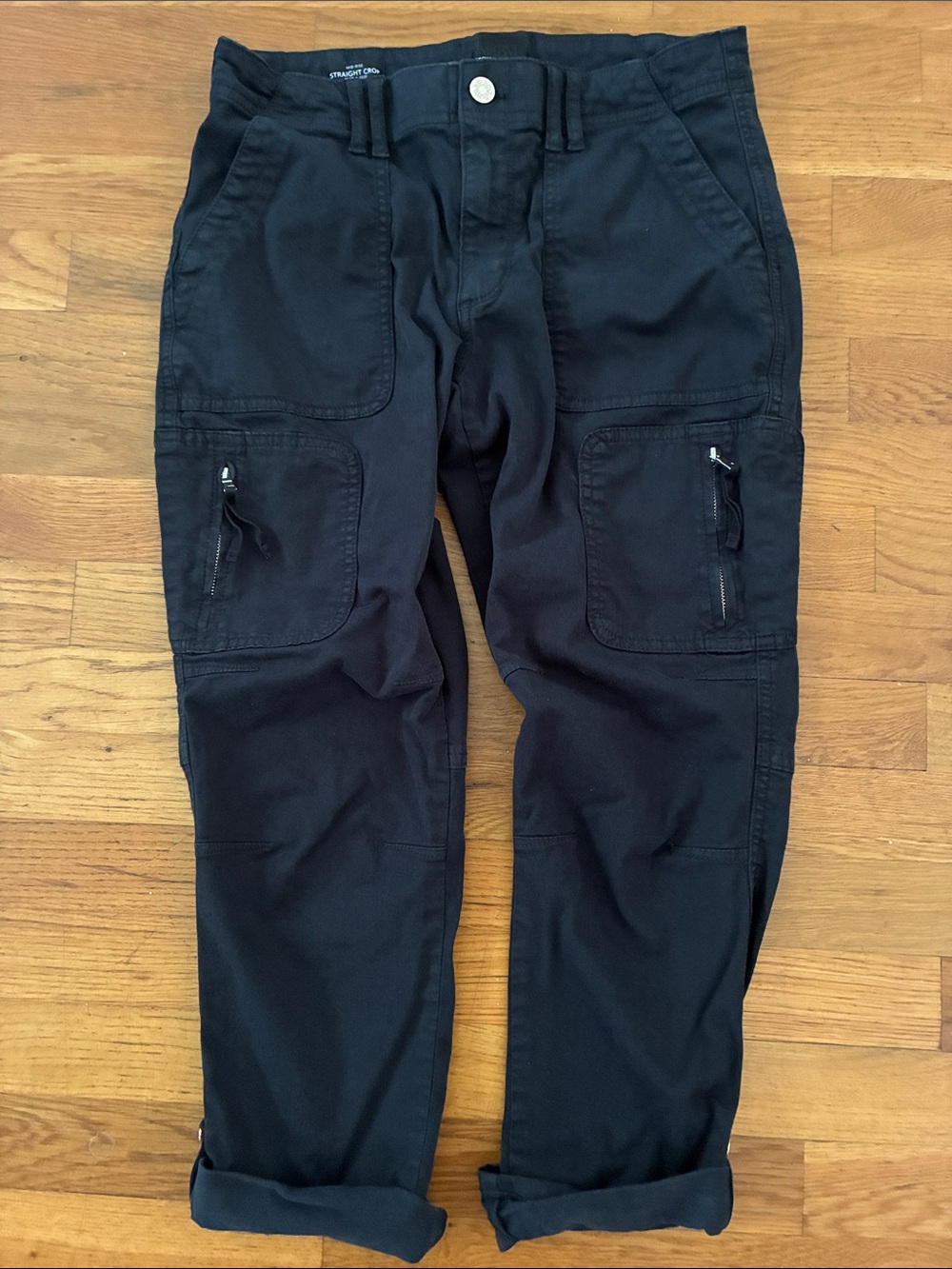 White House Black Market Pret-Pedi crop Pants with Zip Pockets